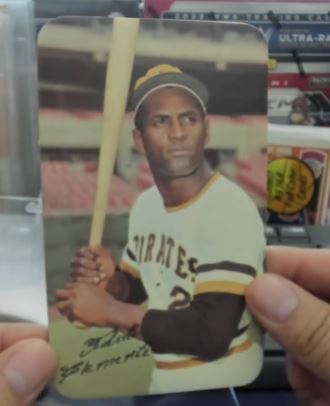 1971 Topps Super Baseball Roberto Clemente Pulled by Vintage Breaks