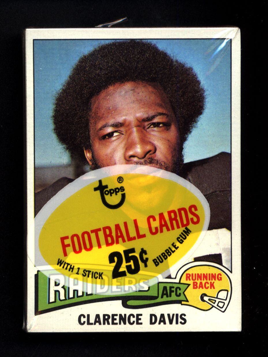 1975 Topps Football Cello Pack 18 Spot Random Card